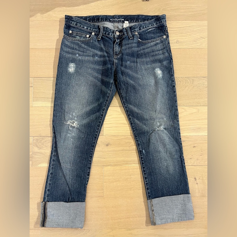 Marc Jacobs Women’s cropped denim Sz.4, low rise, boyfriend fit.